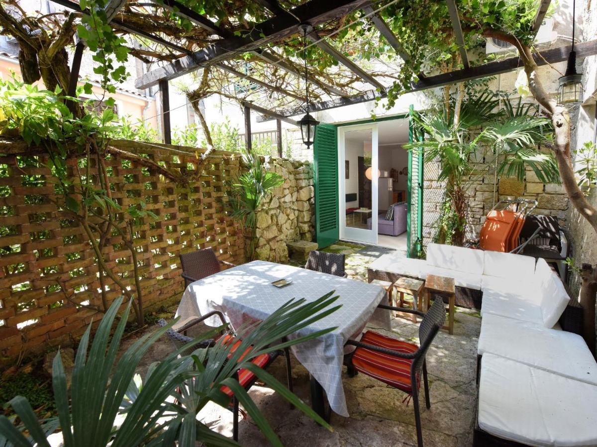 Apartment Andrea Old Town Porec Esterno foto
