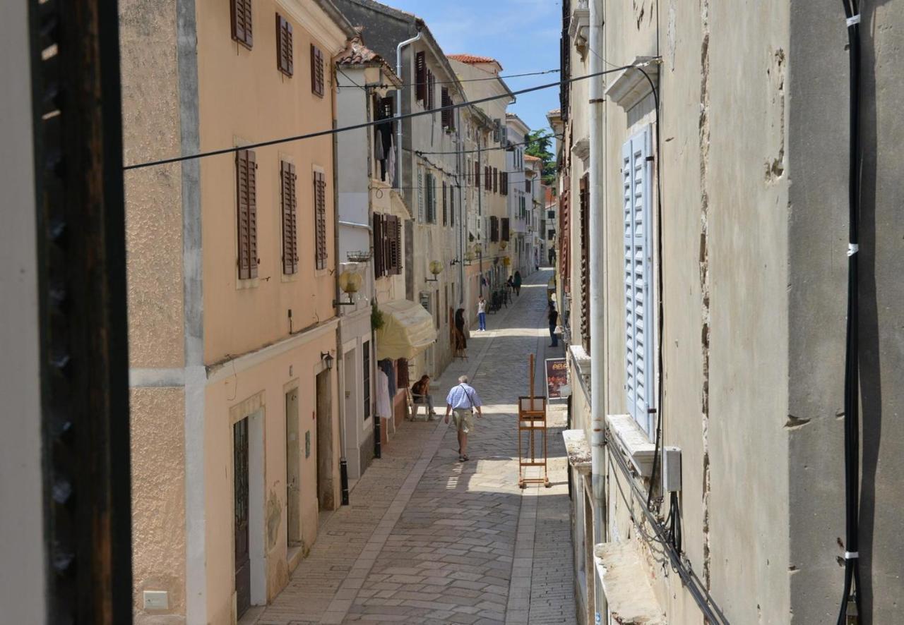 Apartment Andrea Old Town Porec Esterno foto